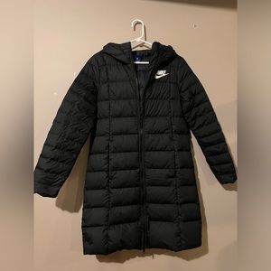 Womans Medium Nike Puffer Jacket